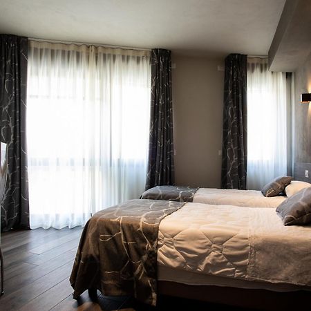 בולוניה Astoria Living Apartments מראה חיצוני תמונה