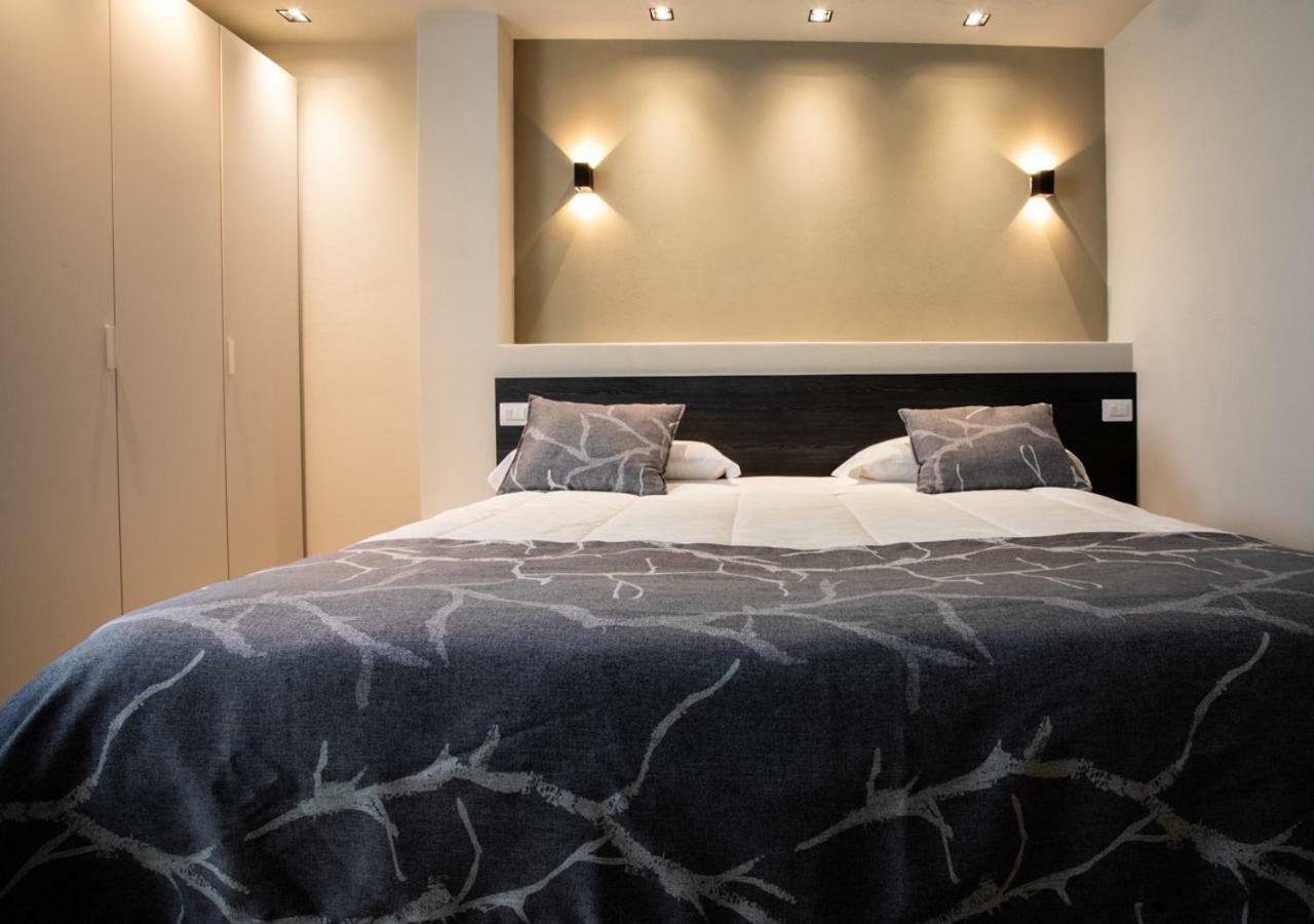 בולוניה Astoria Living Apartments מראה חיצוני תמונה