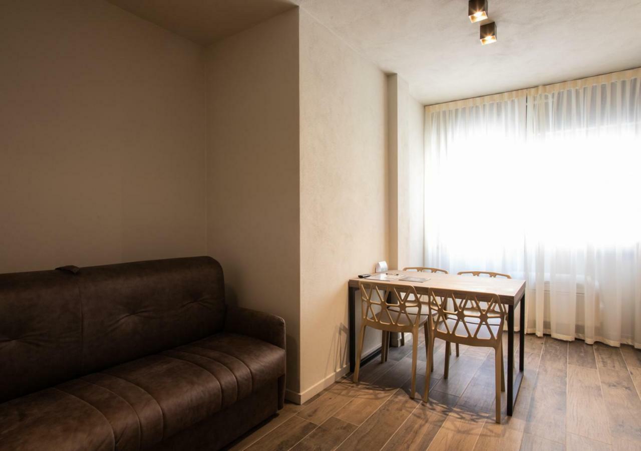 בולוניה Astoria Living Apartments מראה חיצוני תמונה