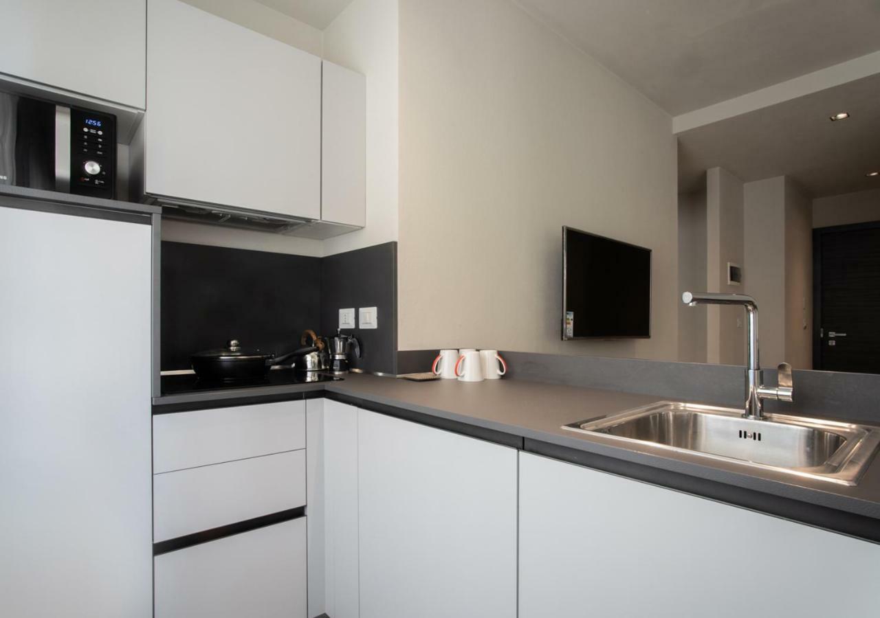 בולוניה Astoria Living Apartments מראה חיצוני תמונה