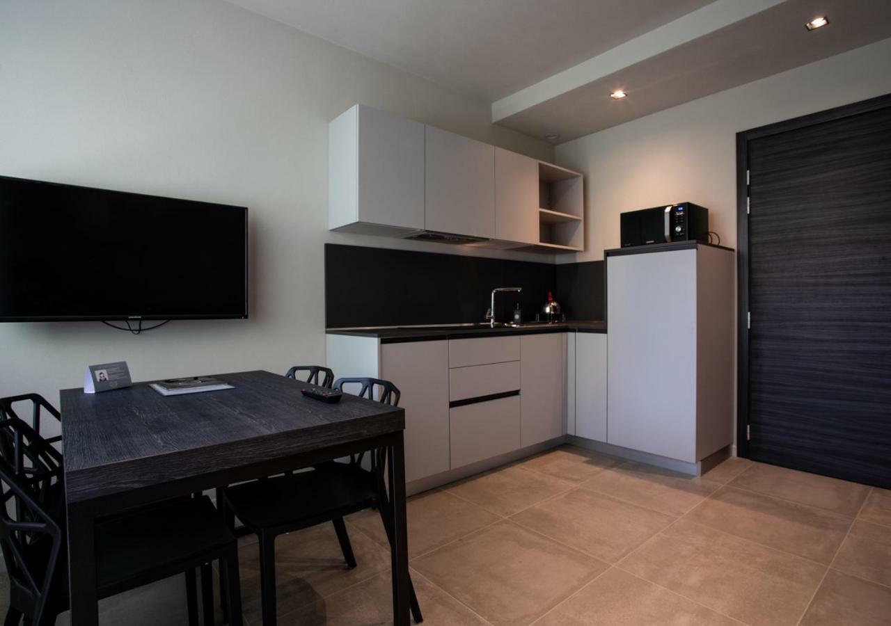 בולוניה Astoria Living Apartments מראה חיצוני תמונה