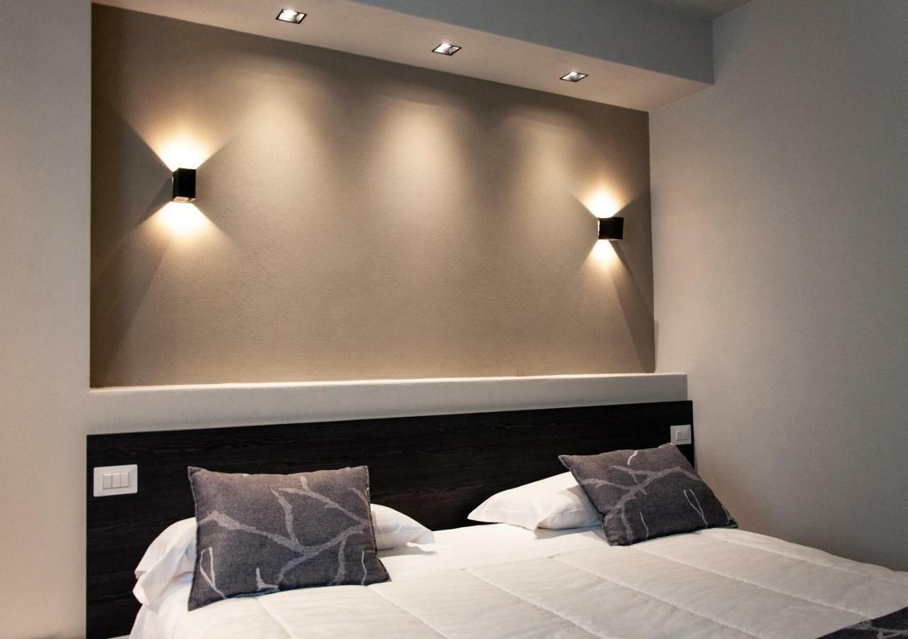 בולוניה Astoria Living Apartments מראה חיצוני תמונה