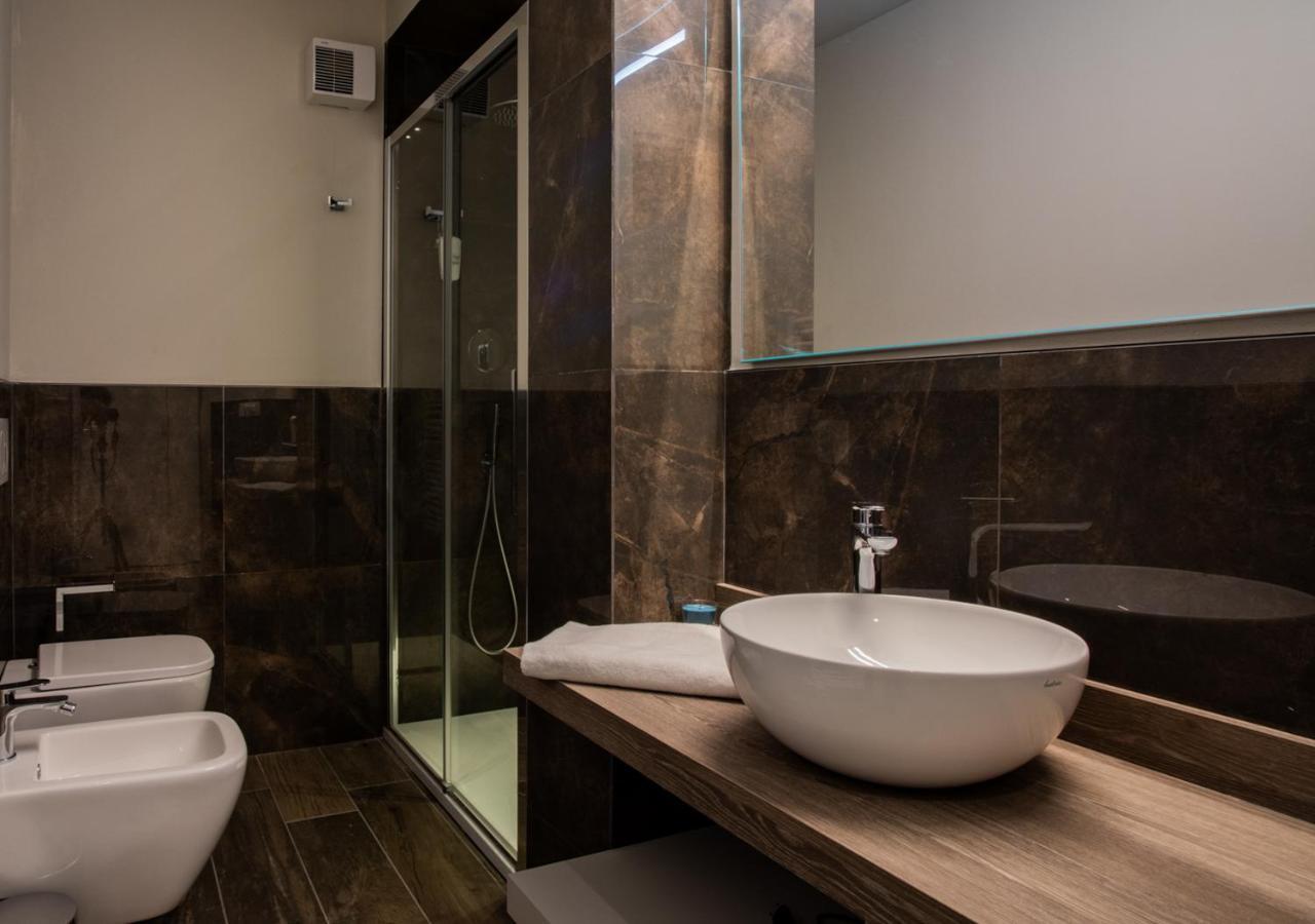 בולוניה Astoria Living Apartments מראה חיצוני תמונה